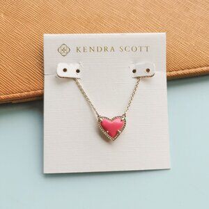 Kendra Scott Ari Heart Necklace - Gold Neon Pink